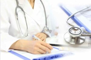 docunento dottore visita medica